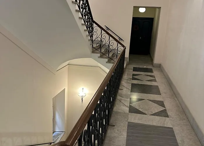 Luxury House Empire 96 Apartament